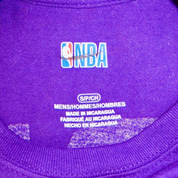 NEW! NBA Lakers Lebron James 23 Purple T-Shirt Size Small - Picture 5 of 6